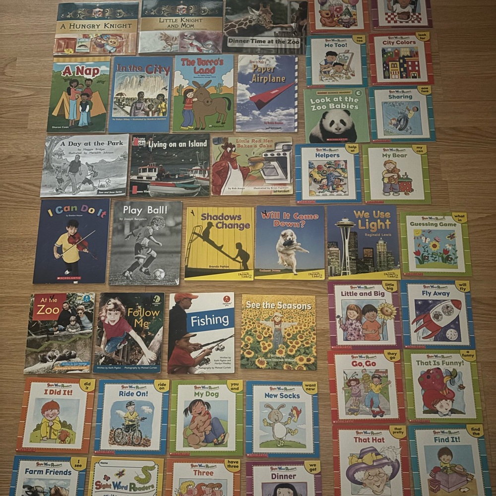 “Scholastic” 43 sight word and start to read books